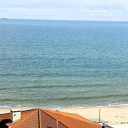 Seafront Im Apartment Obzor