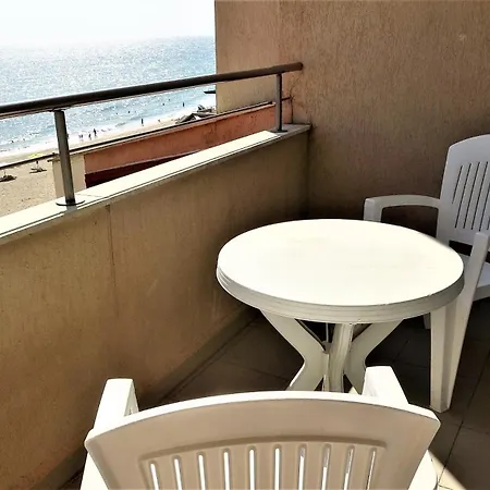 Seafront Im Apartment *