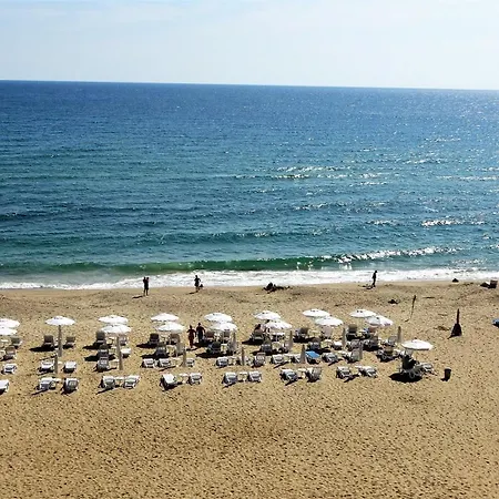 Apartment Seafront Im
