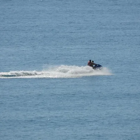 Seafront Im Apartment Obzor