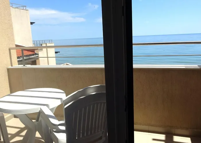 Seafront Im Apartment